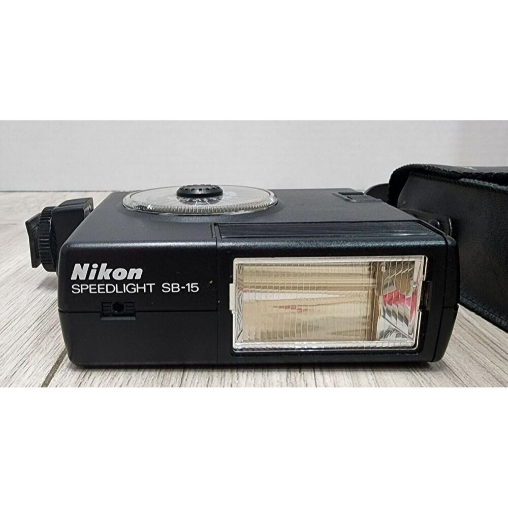 Nikon SS-15 Camera Flash w/Case included - Picture 3 of 10